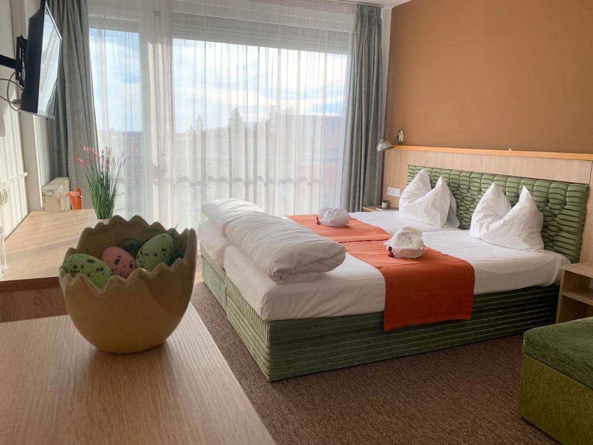 Varfal Wellness Panzio Pécs Extérieur photo