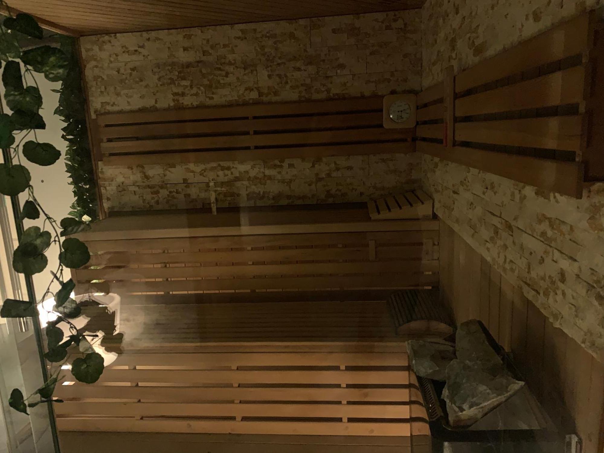 Varfal Wellness Panzio Pécs Extérieur photo