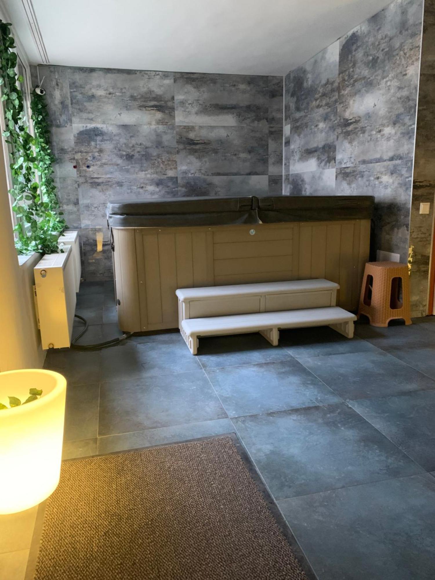 Varfal Wellness Panzio Pécs Extérieur photo